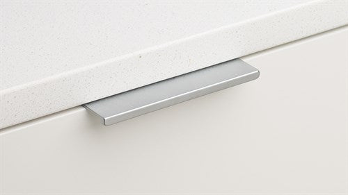 Edge Pull 96mm in Satin Chrome