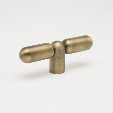 Tubby T-Pull Aged Brass in Aged Brass