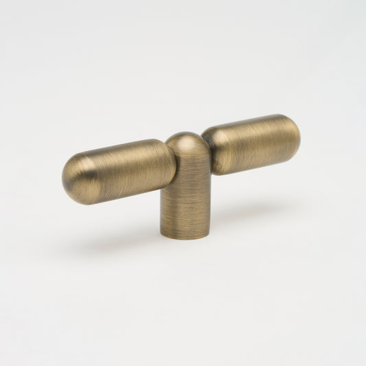 Tubby T-Pull Aged Brass in Aged Brass