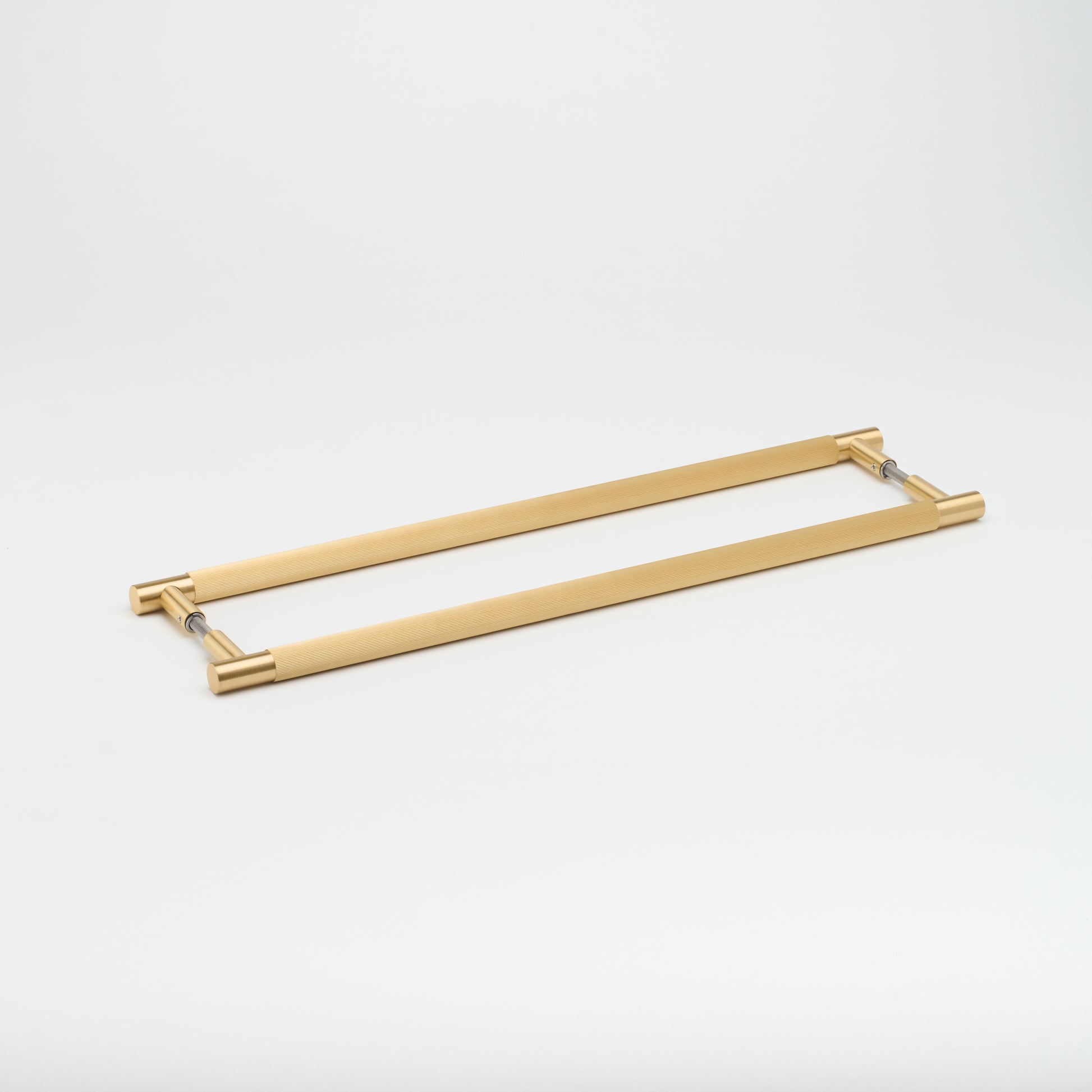 Lo & Co Linear Entry Pull in Brass