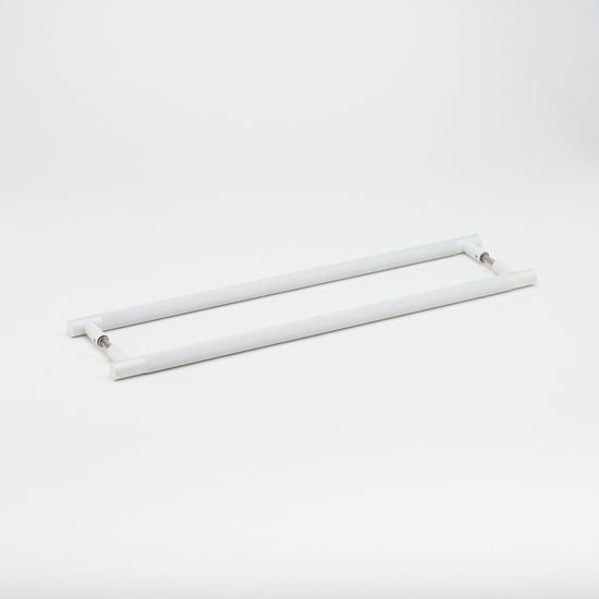 Lo & Co Linear Entry Pull in White