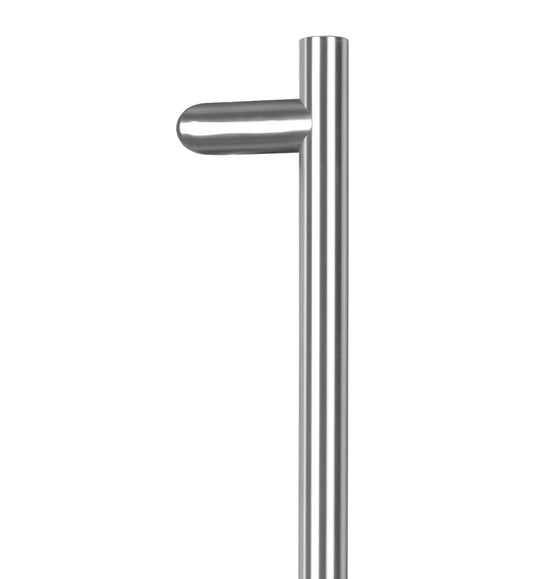 8400 Offset Pair of  Entrance Handles, Back-to-Back, 800mm x 32mm, CTC 640mm in Satin Stainless