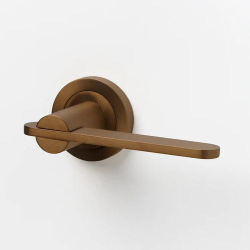 Lo & Co Intersect Lever in Bronze