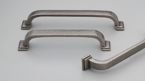 Windsor Handle 160mm C to C in Cast Iron