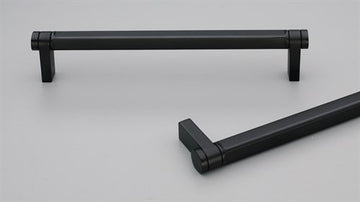 Torch Cabinet Pull Handle 160mm CTC Black Paint Matt#7 in Matt Black