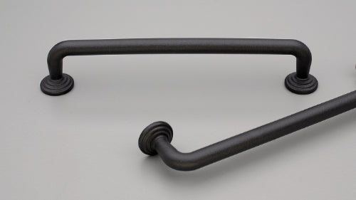 Beeston Iron Handle 160mm Iron Black in Iron Black